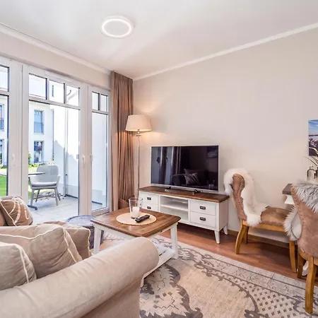 Apartment Baltischer Hof 15 *