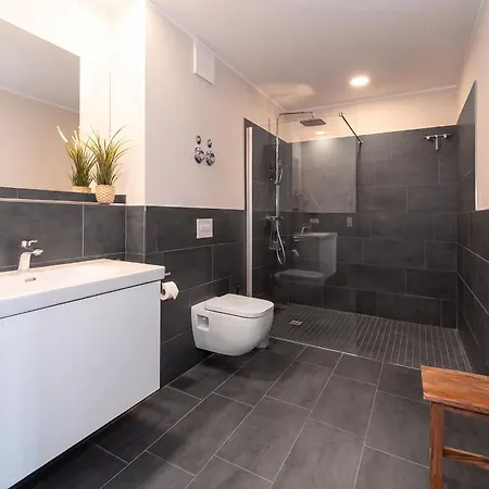 Apartment Baltischer Hof 15 *